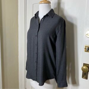 Uniqlo Dark Gray Rayon Button Down Blouse Top  231-40266673-11 XS